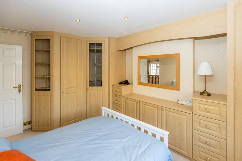 רדינג Comfy Home- Coley Park מראה חיצוני תמונה